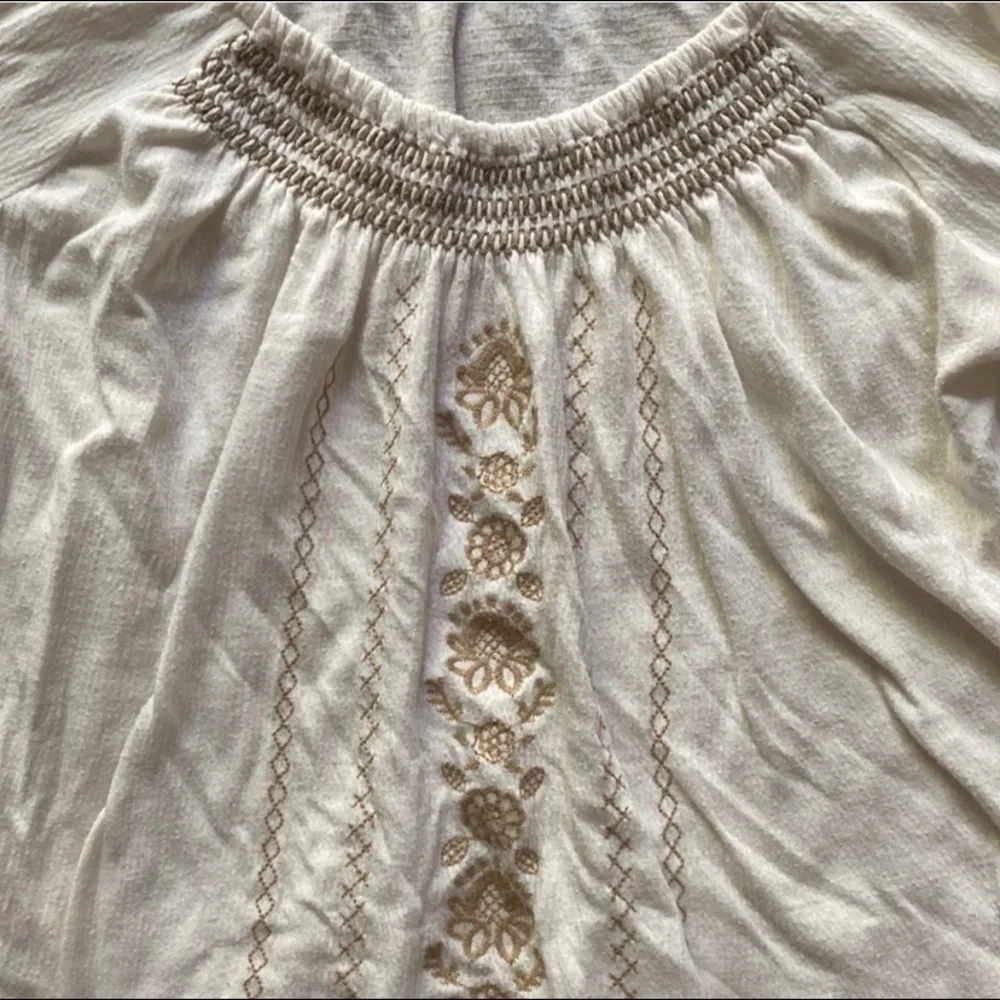 Boho cream scoop neck top - Picture 3 of 14